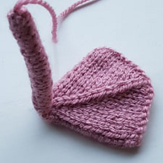 Knitted Swan Feet!