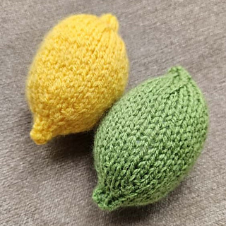 Knitted lime and knitted lemon