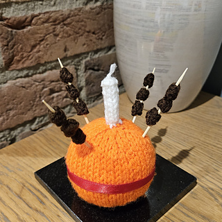 Christmas Home decor with the Knitted Christingle