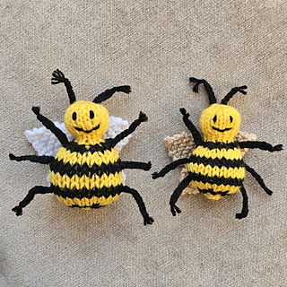 Knitted bee mum and baby