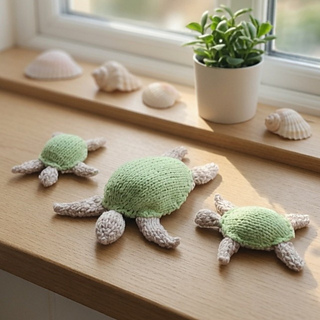 Knitted turtle seaside decor holiday memories decoration