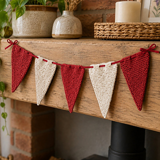 Christmas Knitted Bunting