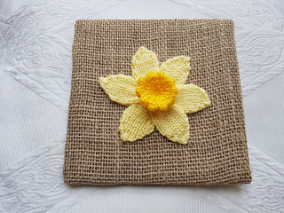 Knit a daffodil picture