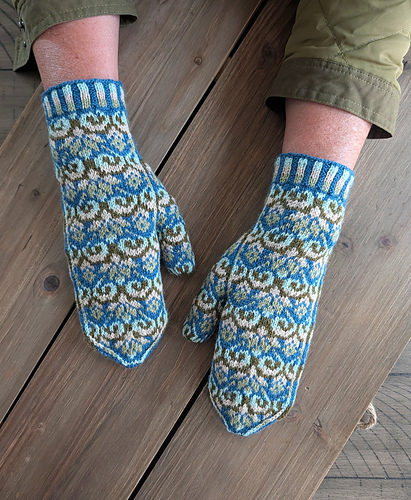 Una Mittens