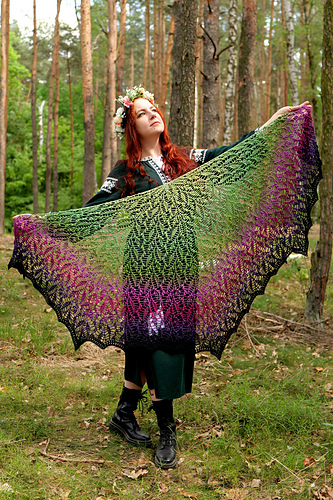 Stado (May Festival) shawl