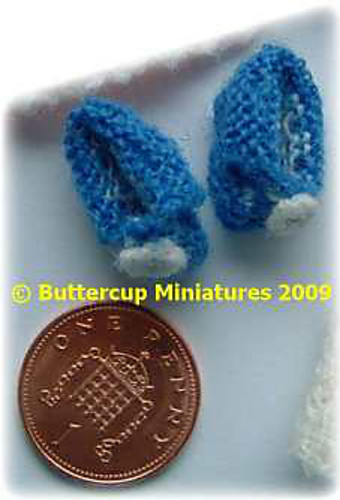 1:12th scale ladies slippers c. 1920 photo 1