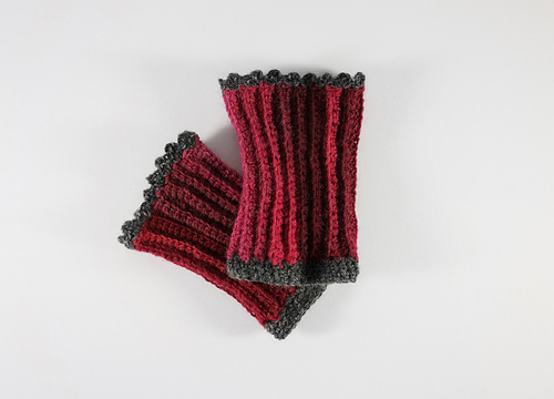 Cowl & Cuffs photo 5