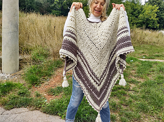 Nova Hooded Triangle Shawl pattern by Katarina Damjanovic