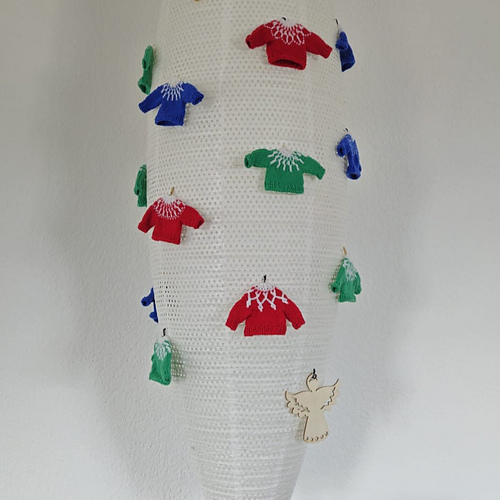 FroggyBug Mini Xmas jumpers photo 2