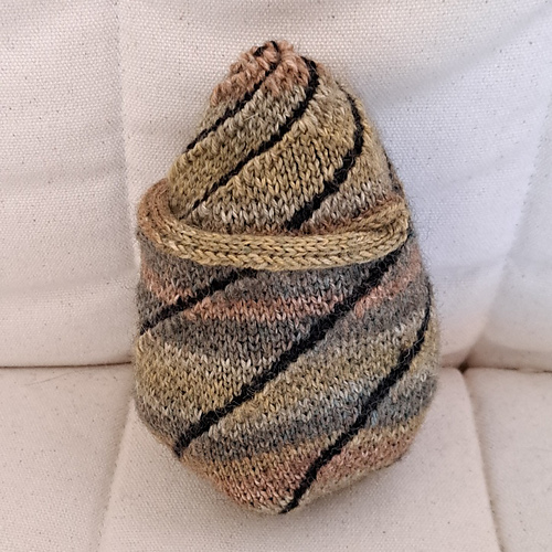 FroggyBug dragon's conical egg photo 1