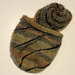 the top of the egg shows its wrong side and the rest shows its right side