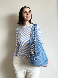Regatta Textured Tote Bag - marine ropes with nautical knot decoration detail - Crochet Pattern & Photo Tutorial, designed by Art Heart By GalYa