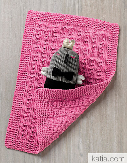 Ravelry 8250 Baby Wrap pattern by Fil Katia