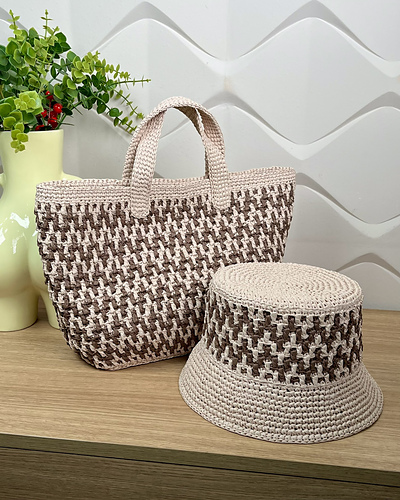 Two Color Zigzag Raffia Tote & Bucket Hat