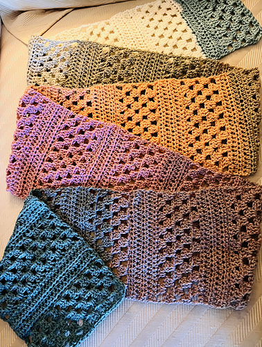 One Skein Granny Rows Scarf photo 6
