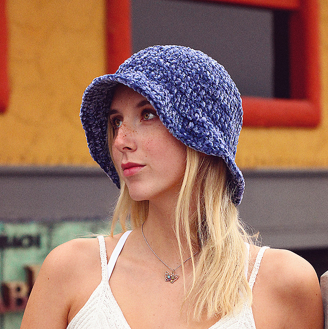 Ravelry: Velvet Cloche pattern by Julie 