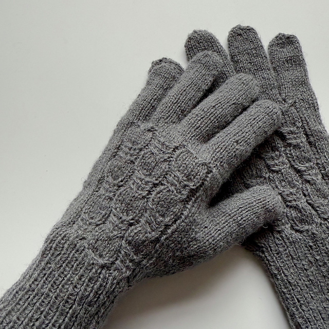 River Glove