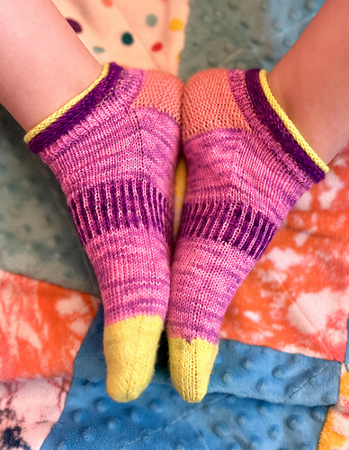 Bubblegum Blitz Shortie Socks