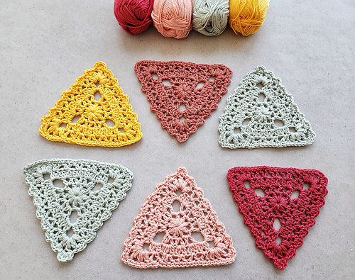 Floral Triangle Bunting photo 6