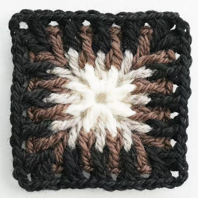 Gradient Textured Granny Square