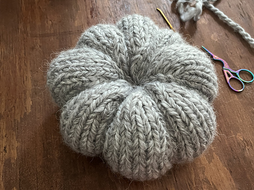 Knitted Pumpkin photo 2