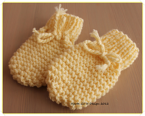 Superenkle babyvotter uten tommel - Guri Østereng Halvorsen