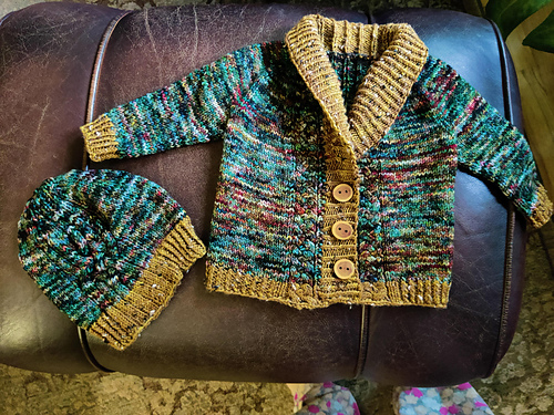 Méabh's Cardigan photo 3