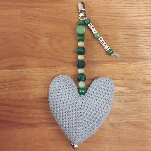 Hjerte vognpynt/Stroller toy heart - HandcraftCarina