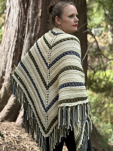 Ravelry: Etta's Shawl pattern by Makenzie Alvarez