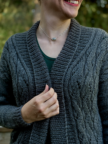 Ravelry: Amber Meadow pattern by Makenzie Alvarez
