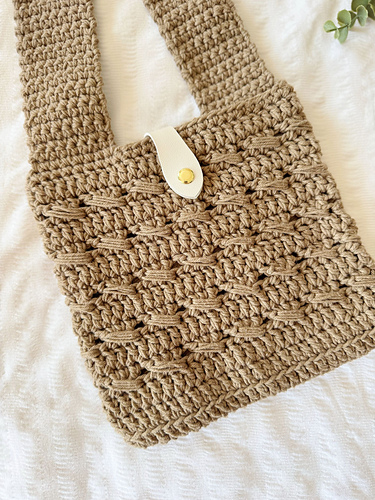 Coco Cross Body Bag photo 7