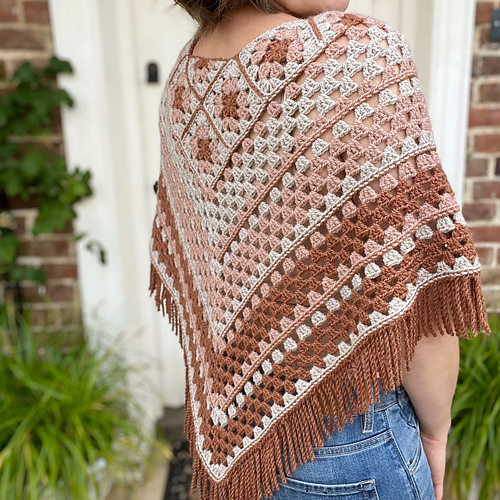 Franny Granny Poncho - Hannah Cross
