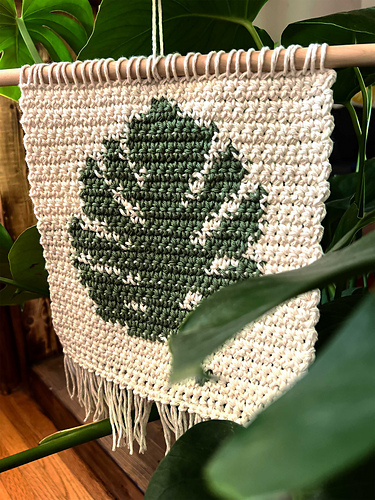 Monstera Leaf Tapestry photo 4
