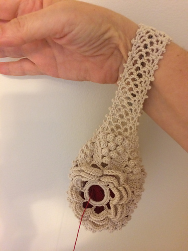 Victorian Thread Holder