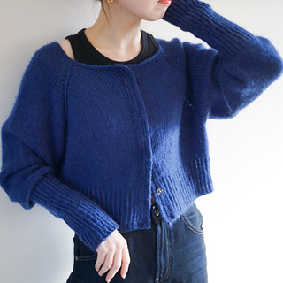 Ravelry: Long Rib Sleeve Raglan Cardigan pattern by HELLO, HYGGE LIFE