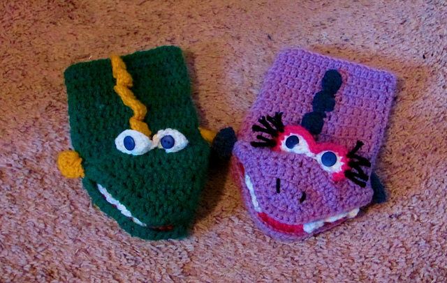 Ravelry: Edgar Dragon Hand Puppet pattern by Heidi Jacobs