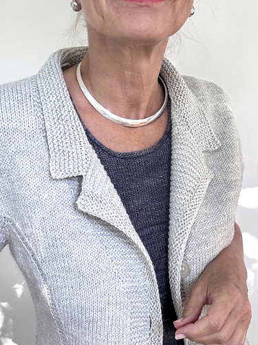 Ravelry: Triangle Jacket pattern by Hinterm Stein