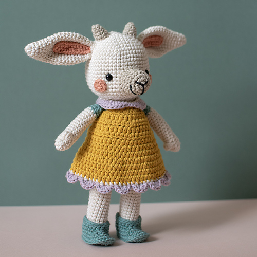 Helly Lamb photo 7