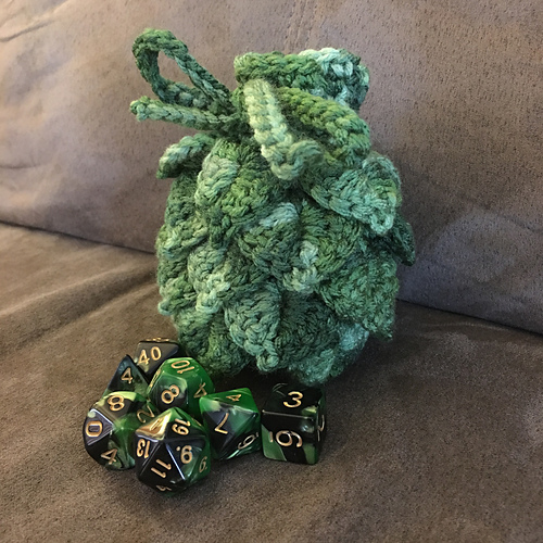 Ravelry Dragonscale Dice Pouch pattern by Holly Osterbrink