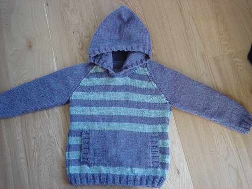 Child's Hooded sweaters with Pockets photo 3