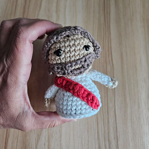 Jesus Mini dukke amigurumi - Hope Art in crochet