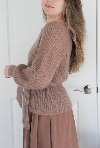 Amaryllis - Isabella Clark