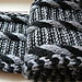 Men's scarf with two-color braid pattern 