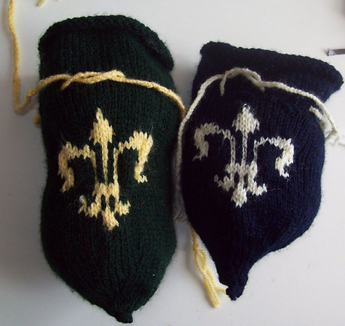 Fleur de Lis Pouch photo 1