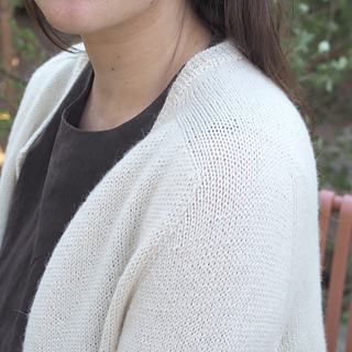 CONTIGUOUS cardigan basics