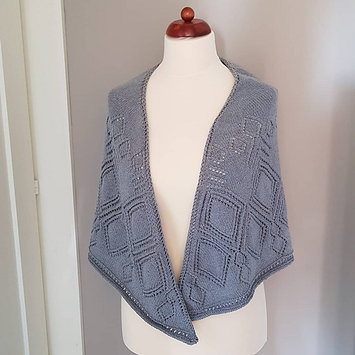 160-10 Summer Diamond Shawl photo 2