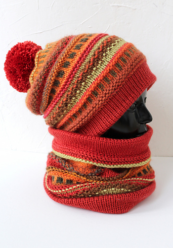 Terracotta Hat and Snood photo 2
