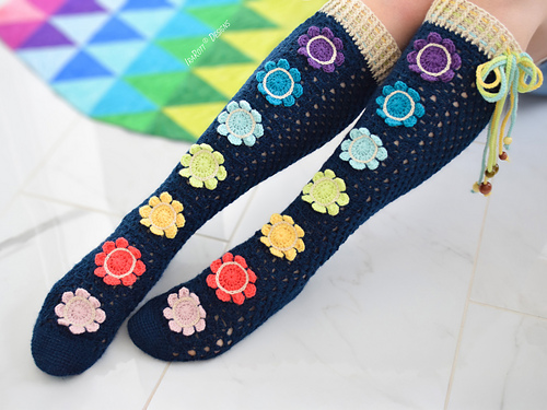 Awesome Blossom Socks