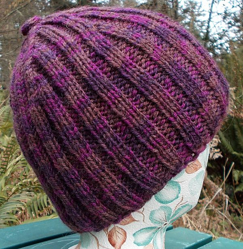 Ravelry: Basic Ribbed Hat pattern by Jane Irish Nelson