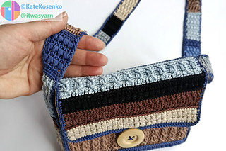 Crochet bag strap texture from Tesselia pattern